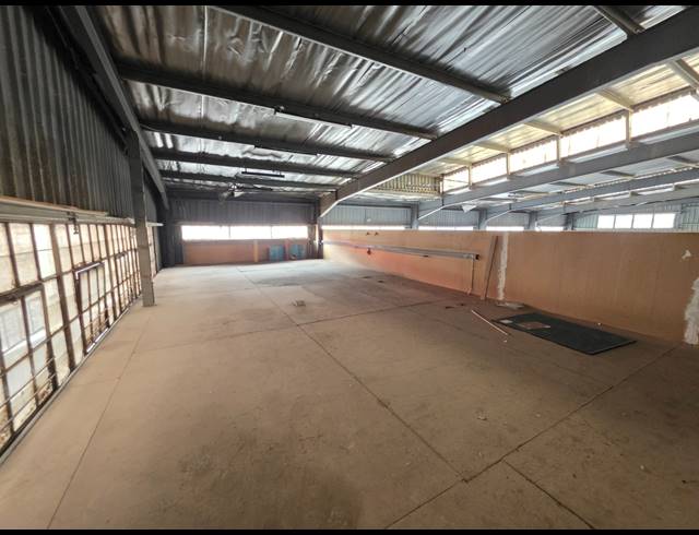 930M² WAREHOUSE TO LET IN OPHIRTON
